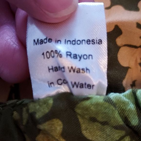 Tangerine Temple sarong - Picture 7 of 7